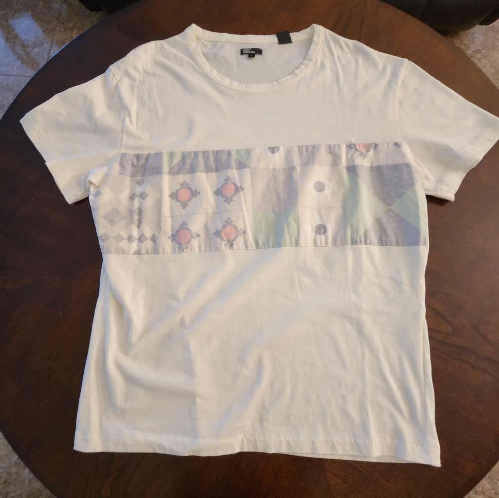LEVI'S Men T-shirt Short Sleeve.